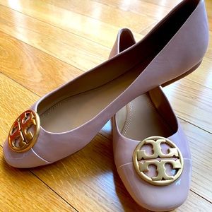 Tory Burch Chelsea cap-toe ballet shoes